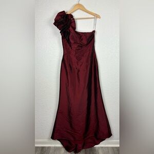 Cameron‎ Blake Formal Dress Maroon Burgundy Womens 6 Elegant Dark Romantic FALL